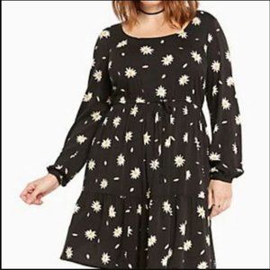 TORRID - Black and Floral Daisy Babydoll Jersey Dress - Size 2 / 2X